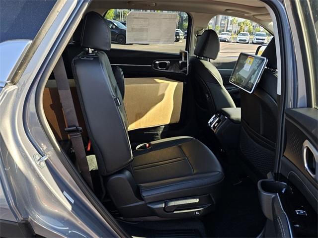 new 2025 Kia Sorento car, priced at $46,090