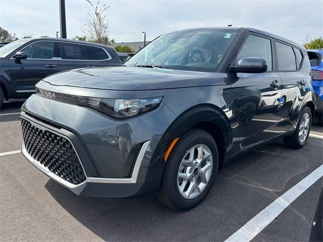 new 2025 Kia Soul car, priced at $21,632