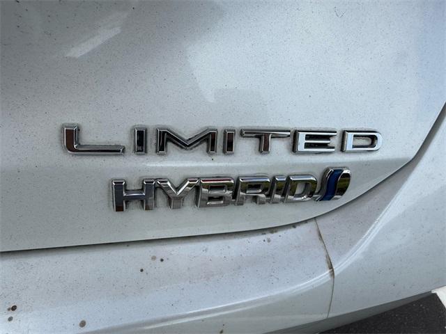 used 2020 Toyota Avalon Hybrid car, priced at $25,891