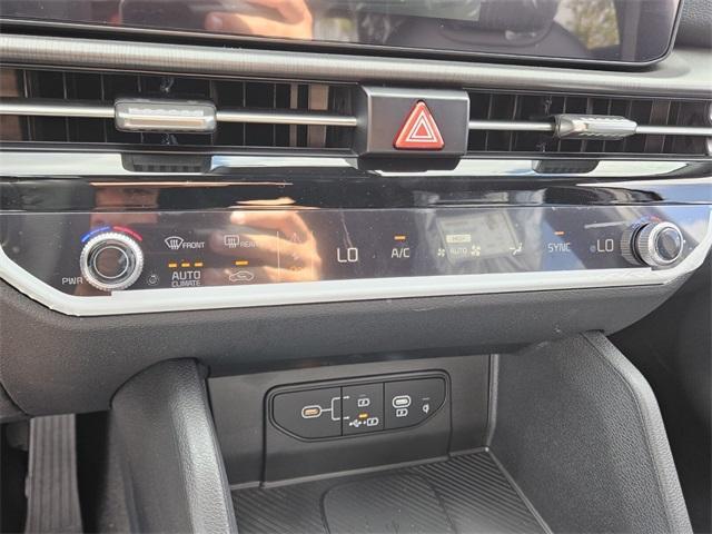 new 2026 Kia Sportage car, priced at $31,403