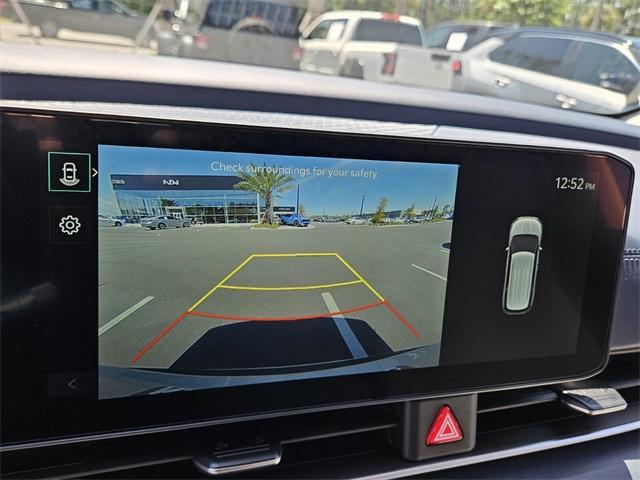 new 2026 Kia Carnival Hybrid car, priced at $43,218