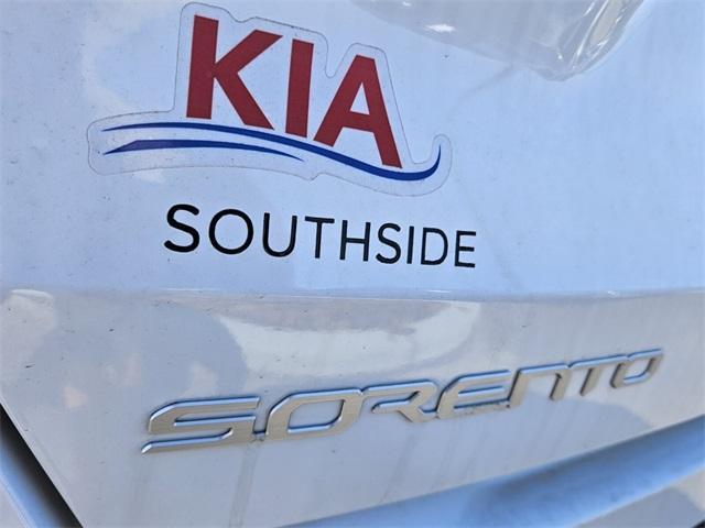 new 2025 Kia Sorento car, priced at $38,585