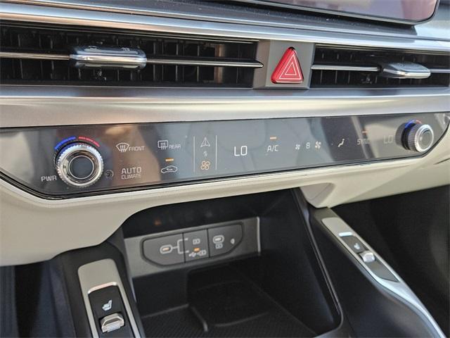 new 2025 Kia Sorento car, priced at $38,585