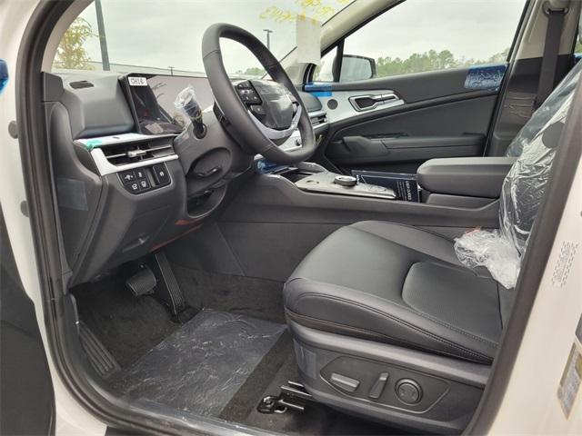 new 2026 Kia Sportage Hybrid car, priced at $35,660