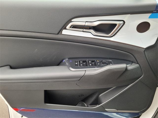 new 2026 Kia Sportage Hybrid car, priced at $35,660