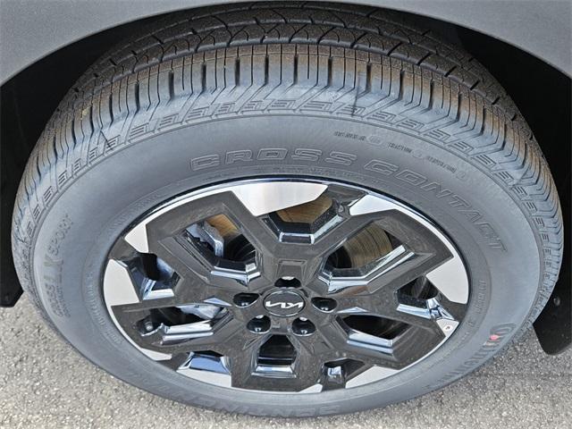 new 2025 Kia Sorento car, priced at $38,795
