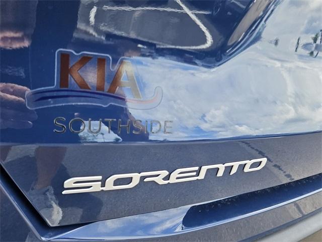 new 2025 Kia Sorento car, priced at $38,795