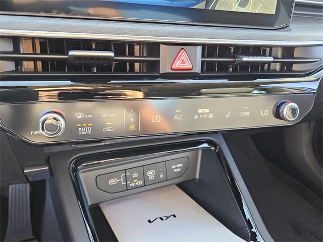 new 2025 Kia K5 car, priced at $36,325