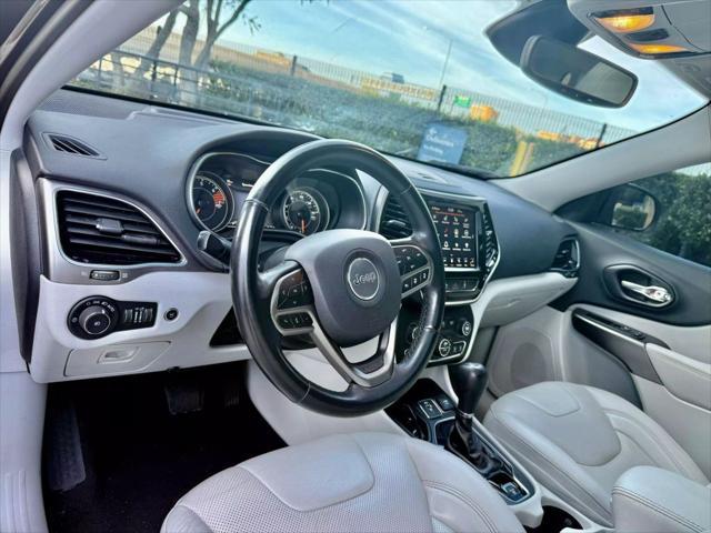 used 2019 Jeep Cherokee car, priced at $15,499