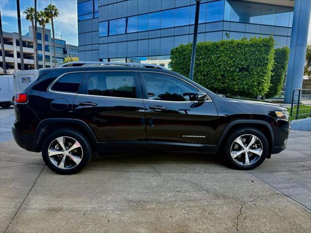 used 2019 Jeep Cherokee car, priced at $15,499