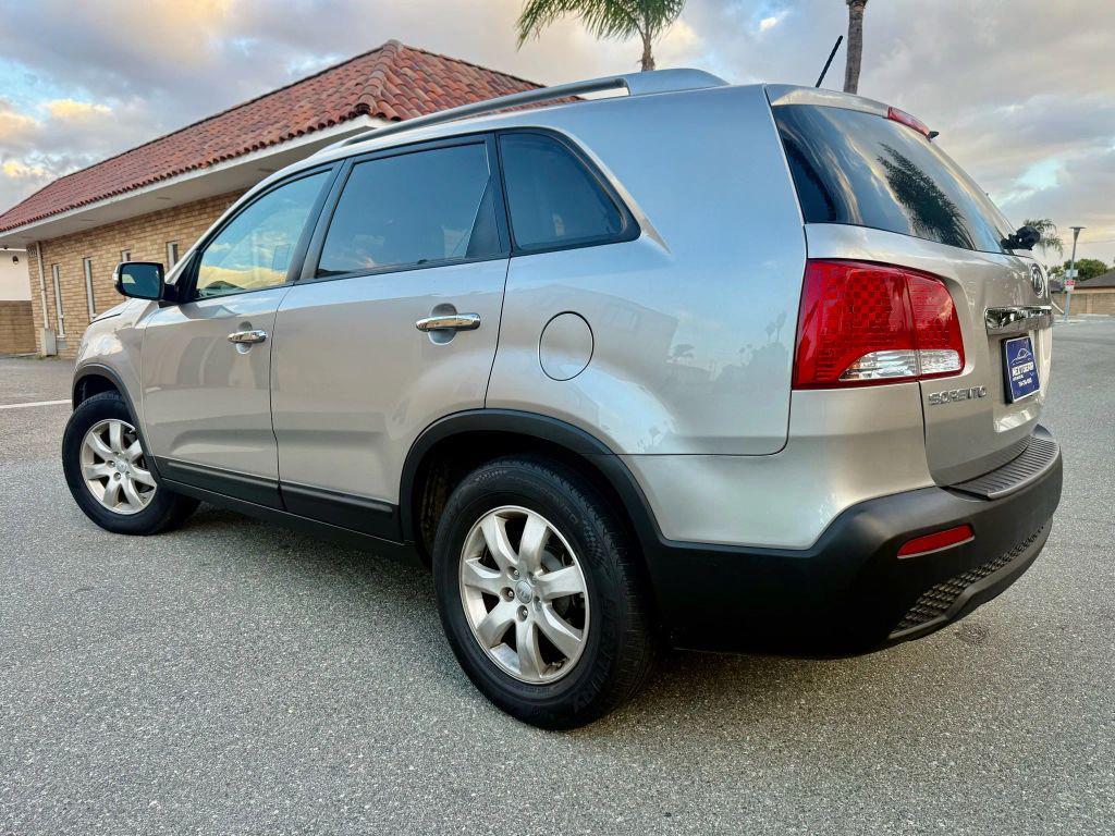 used 2013 Kia Sorento car, priced at $6,799