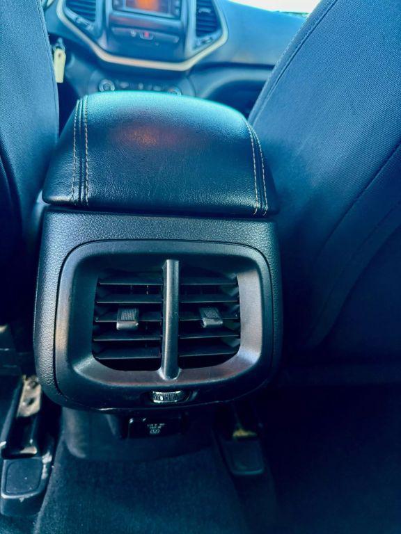 used 2016 Jeep Cherokee car, priced at $8,999
