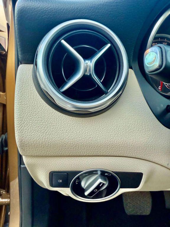 used 2018 Mercedes-Benz GLA 250 car, priced at $11,600