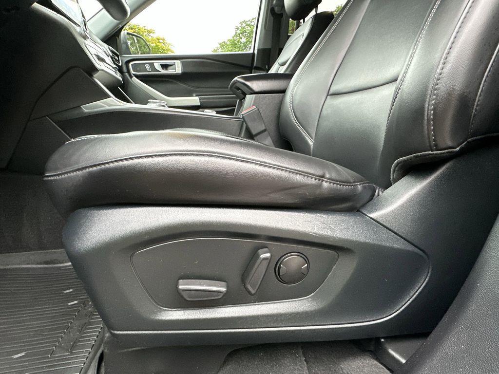 used 2022 Ford Explorer car, priced at $31,985