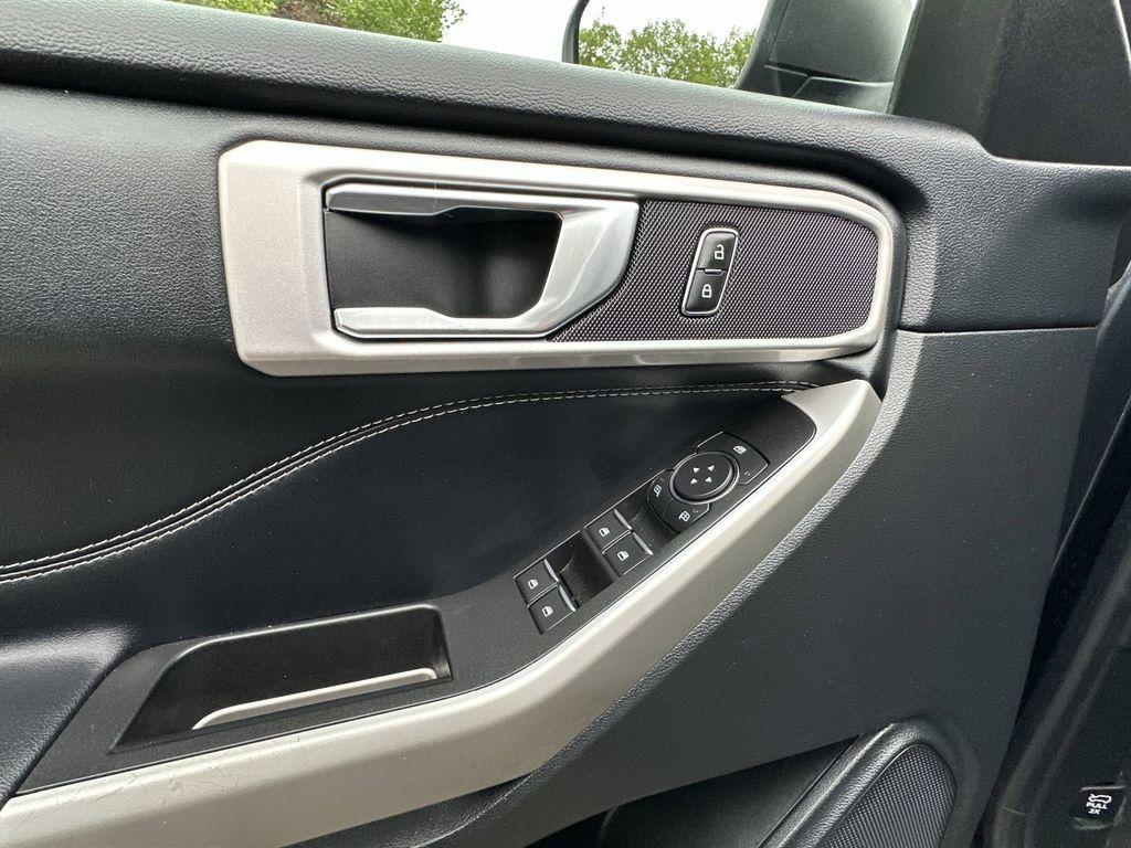 used 2022 Ford Explorer car, priced at $31,985
