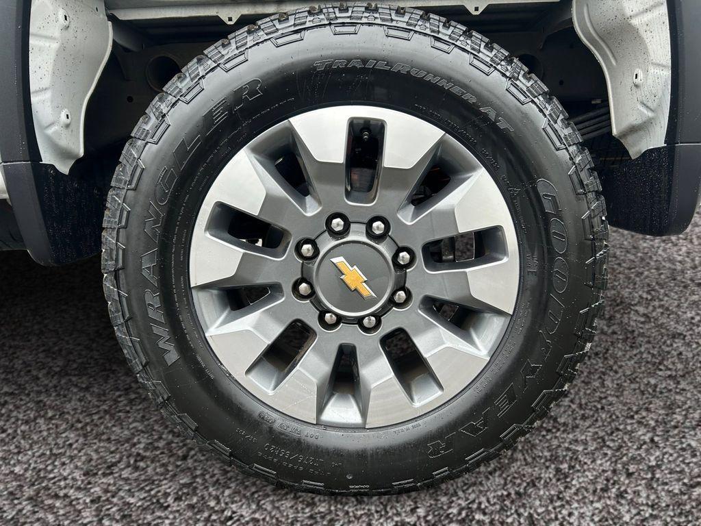 used 2024 Chevrolet Silverado 2500 car, priced at $50,985