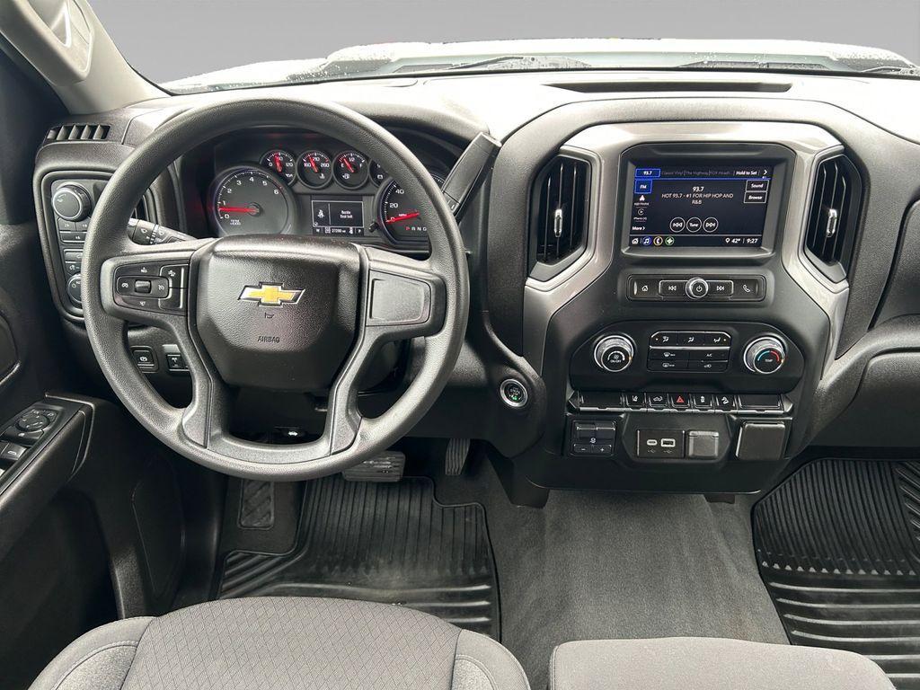 used 2024 Chevrolet Silverado 2500 car, priced at $50,985