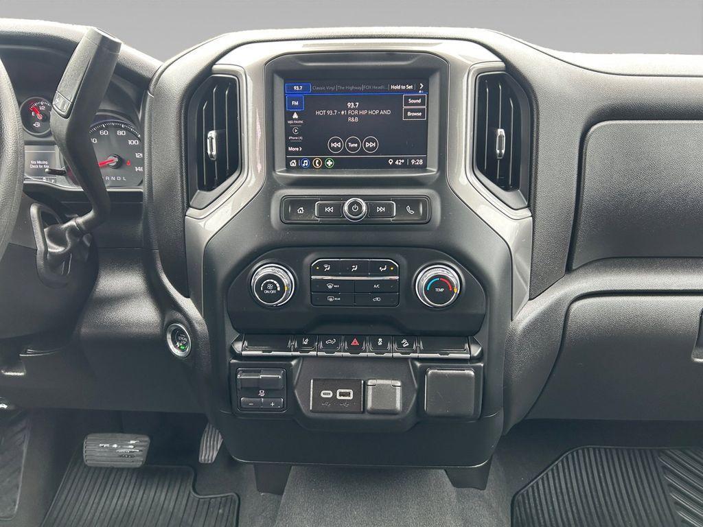 used 2024 Chevrolet Silverado 2500 car, priced at $50,985