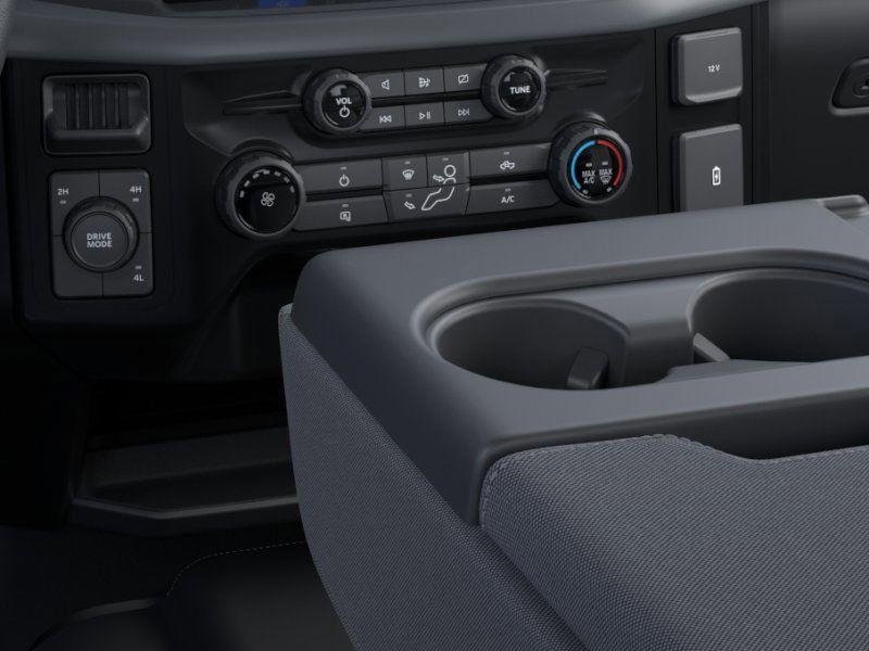 new 2024 Ford F-150 car, priced at $43,022