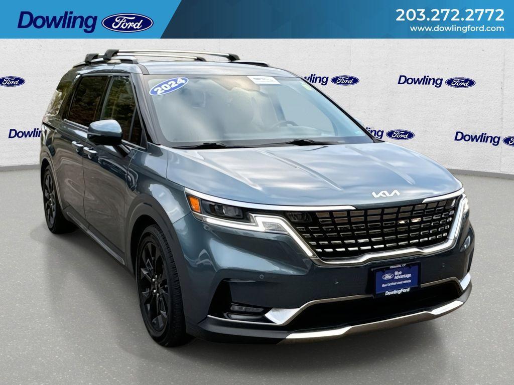 used 2024 Kia Carnival car, priced at $38,985