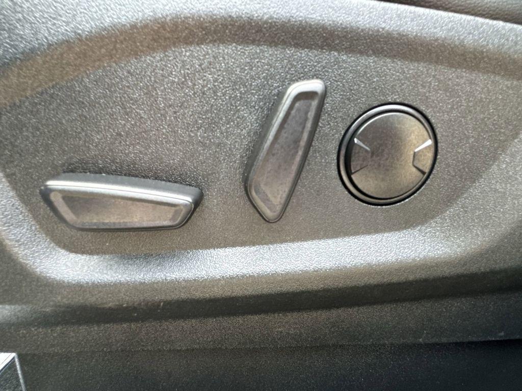 used 2022 Ford Edge car, priced at $29,985