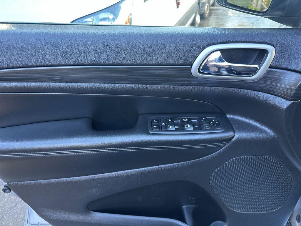 used 2019 Jeep Grand Cherokee car, priced at $16,985