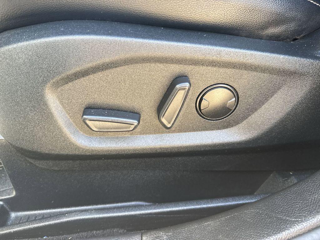 used 2020 Ford Edge car, priced at $18,985