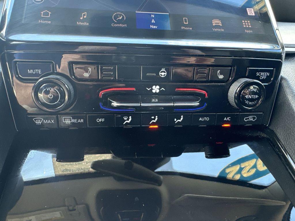 used 2022 Jeep Grand Cherokee car, priced at $29,985