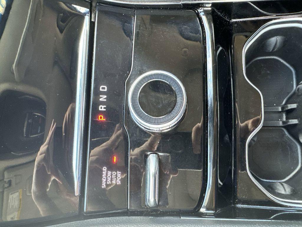 used 2022 Jeep Grand Cherokee car, priced at $29,985