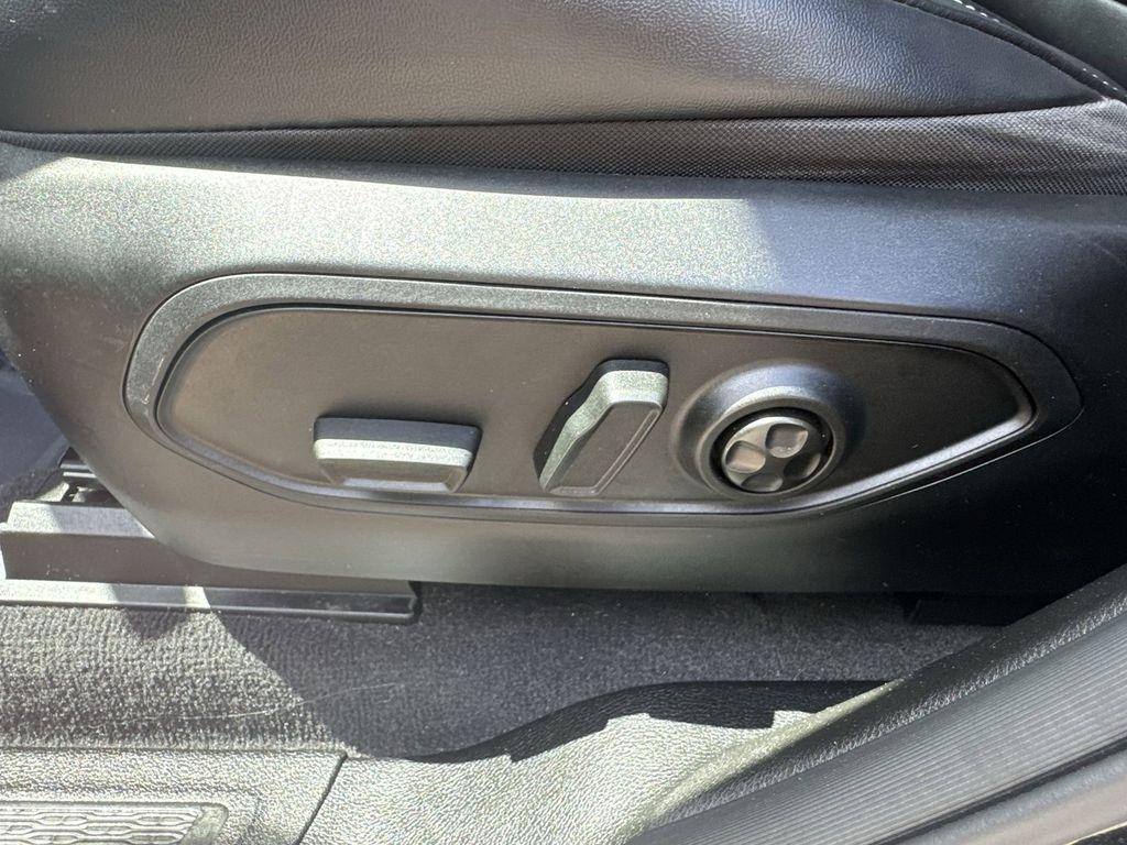 used 2022 Jeep Grand Cherokee car, priced at $29,985