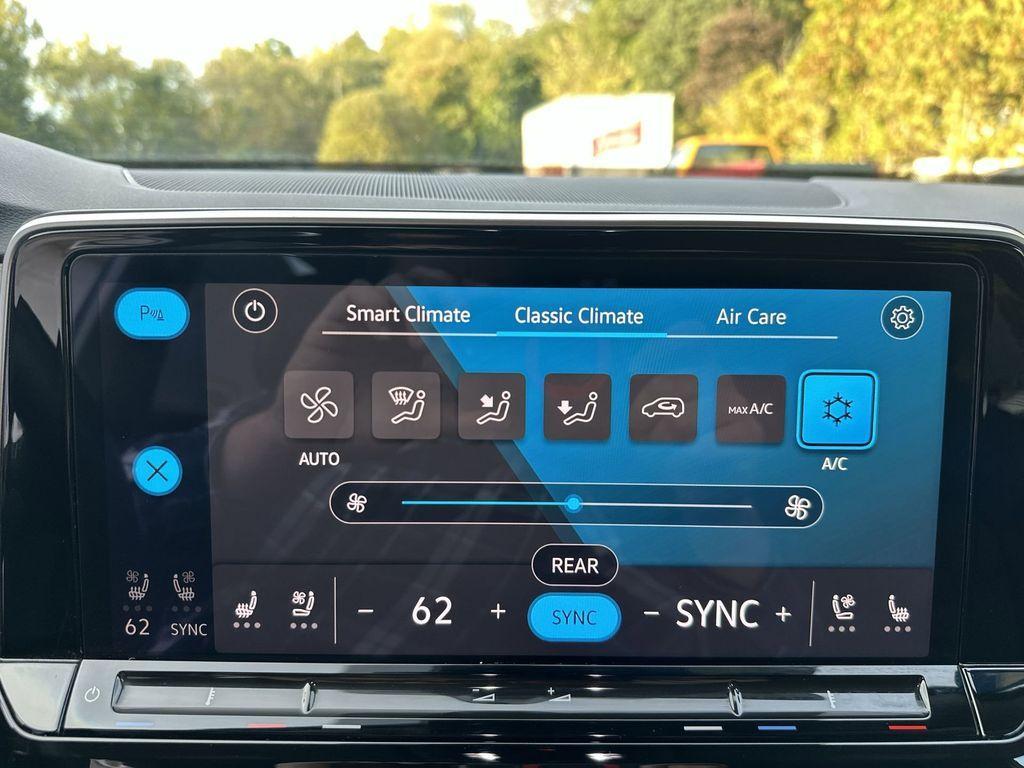 used 2024 Volkswagen Atlas car, priced at $31,985