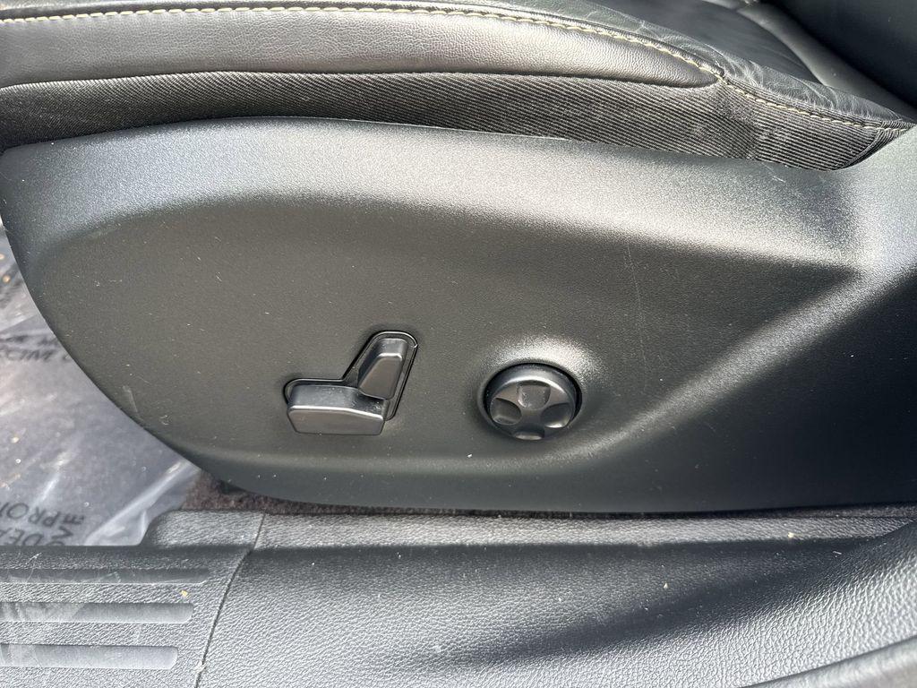 used 2017 Jeep Cherokee car, priced at $12,985