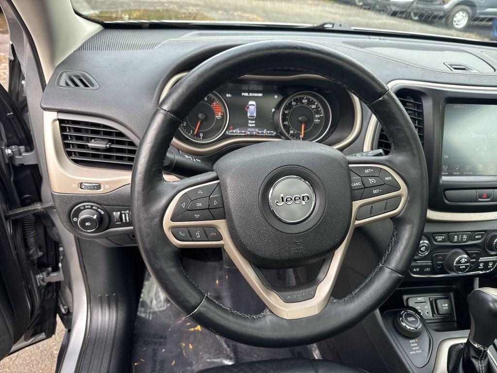 used 2017 Jeep Cherokee car, priced at $12,985