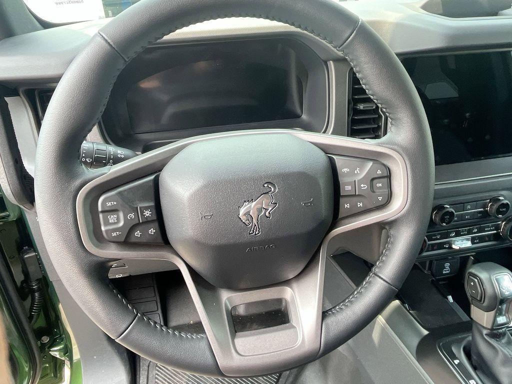 new 2025 Ford Bronco car, priced at $44,818