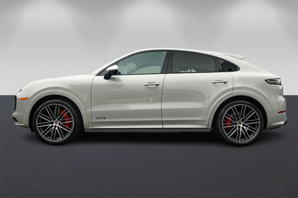 used 2022 Porsche Cayenne car, priced at $91,991