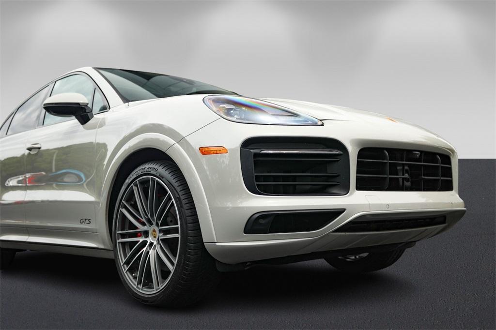used 2022 Porsche Cayenne car, priced at $91,991