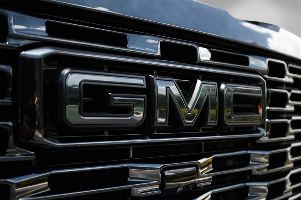 used 2024 GMC Sierra 2500 car, priced at $91,900