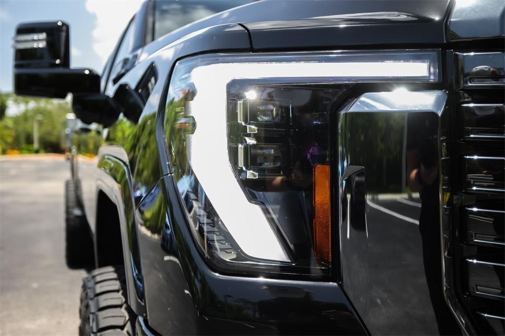 used 2024 GMC Sierra 2500 car, priced at $91,900