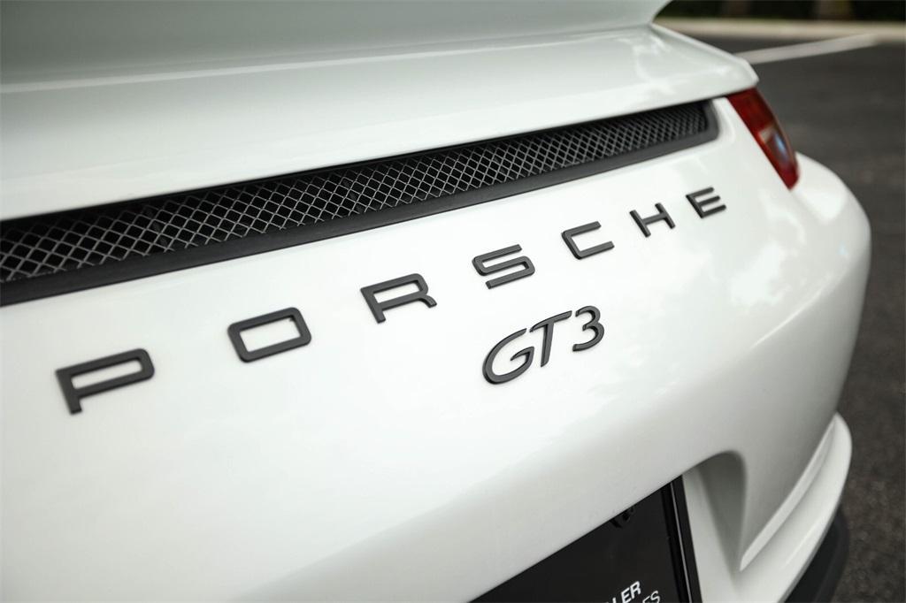 used 2016 Porsche 911 car, priced at $149,991