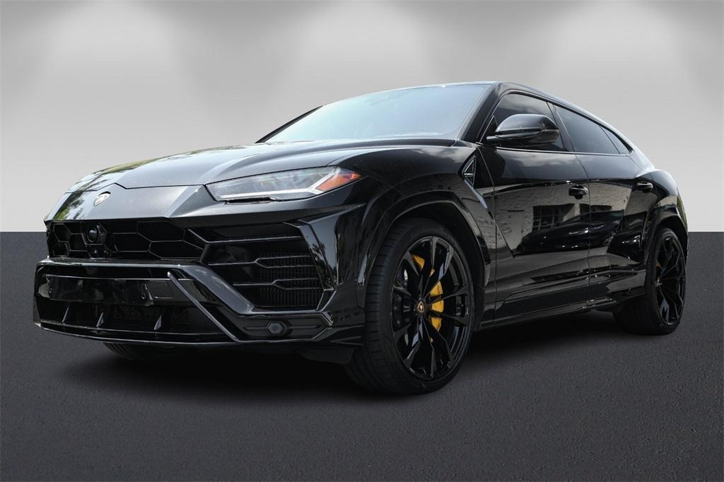 used 2022 Lamborghini Urus car, priced at $209,991