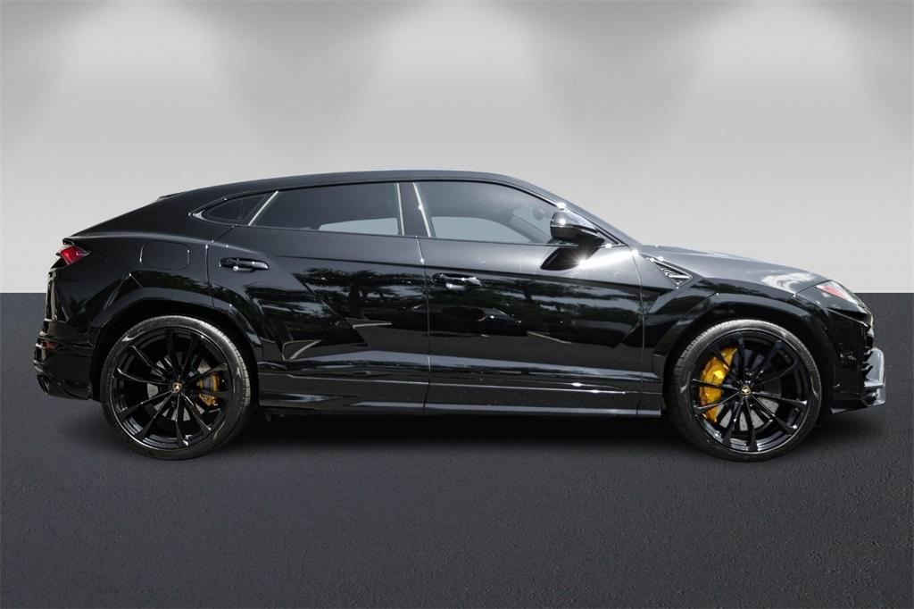 used 2022 Lamborghini Urus car, priced at $209,991