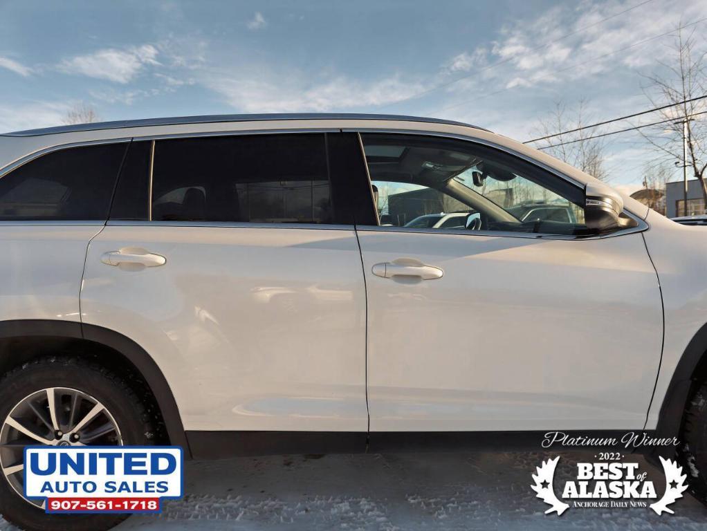 used 2019 Toyota Highlander car, priced at $33,995