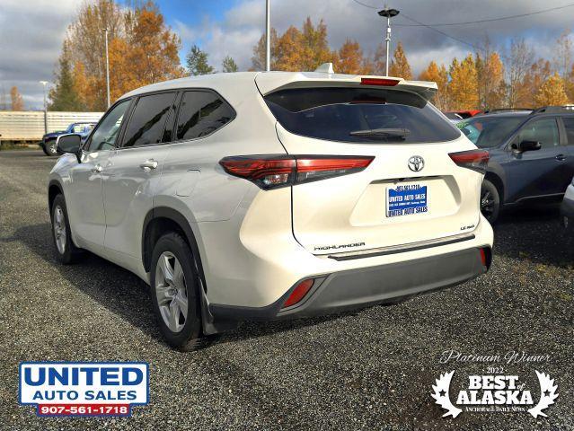used 2020 Toyota Highlander car, priced at $28,995