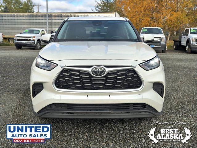 used 2020 Toyota Highlander car, priced at $28,995