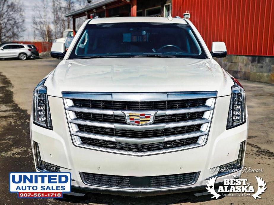 used 2017 Cadillac Escalade ESV car, priced at $38,995