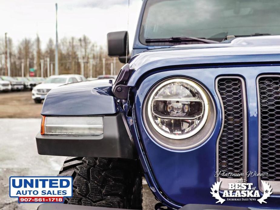 used 2019 Jeep Wrangler Unlimited car, priced at $43,995