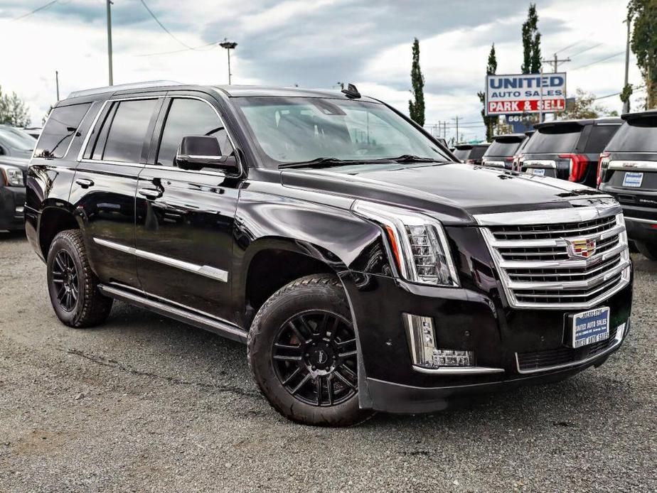 used 2019 Cadillac Escalade car, priced at $44,995