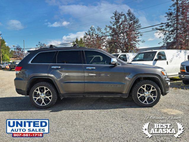 used 2019 Jeep Grand Cherokee car, priced at $17,995