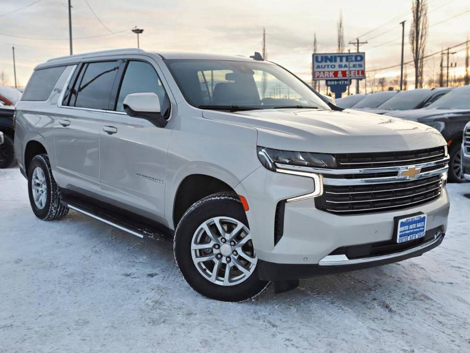 used 2023 Chevrolet Suburban car