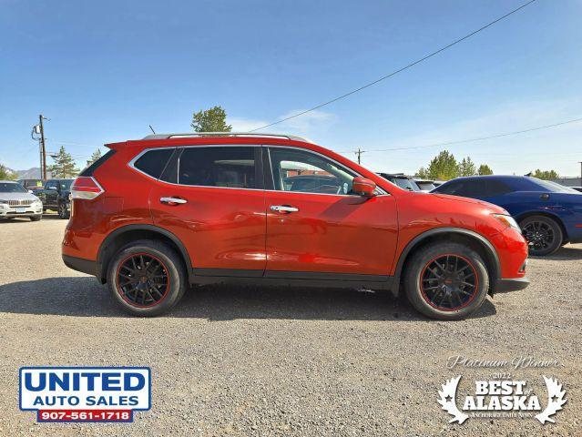 used 2016 Nissan Rogue car, priced at $17,995